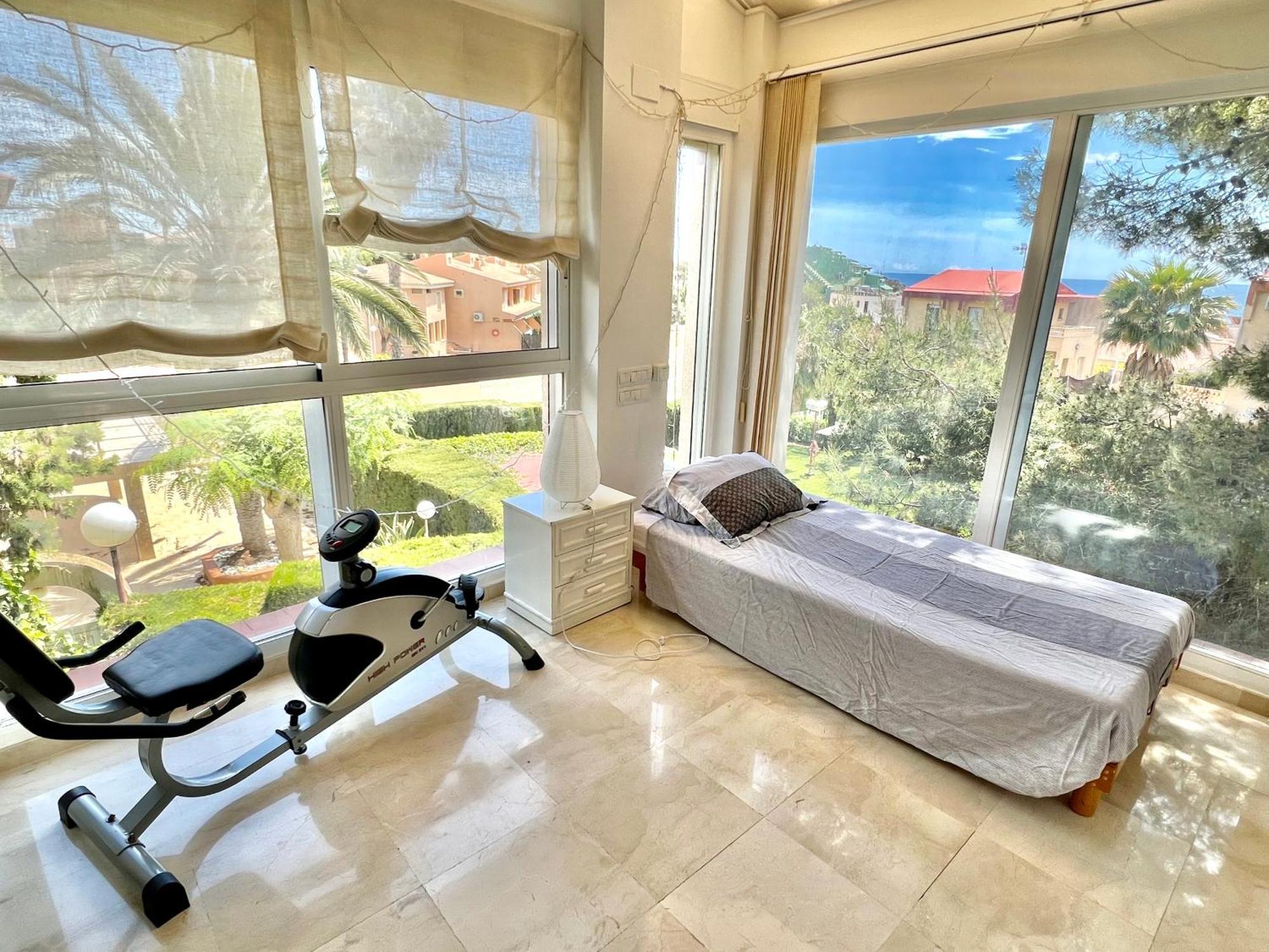 Beachside 4-Bedroom With Pool Alicante Eksteriør billede