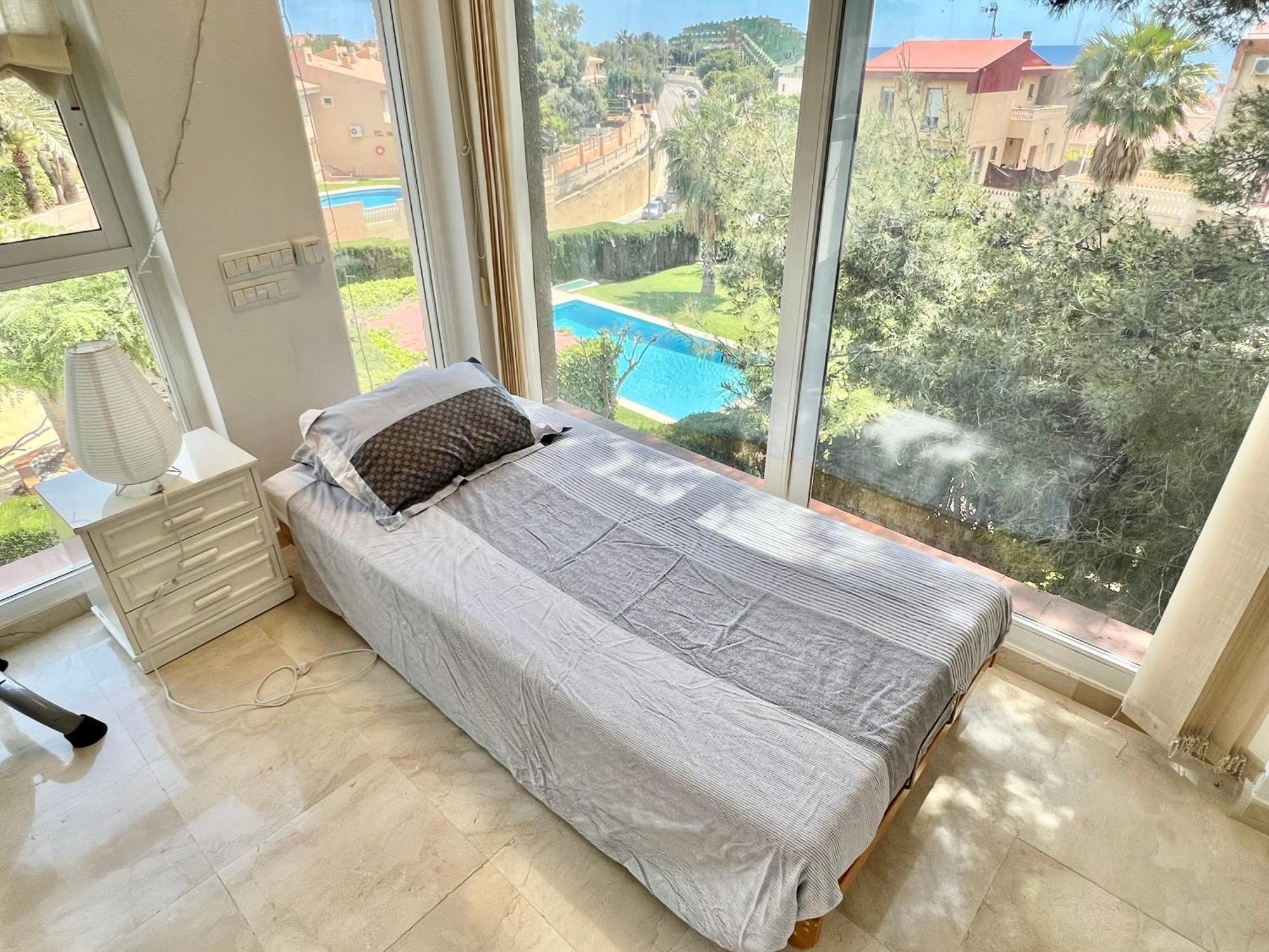 Beachside 4-Bedroom With Pool Alicante Eksteriør billede