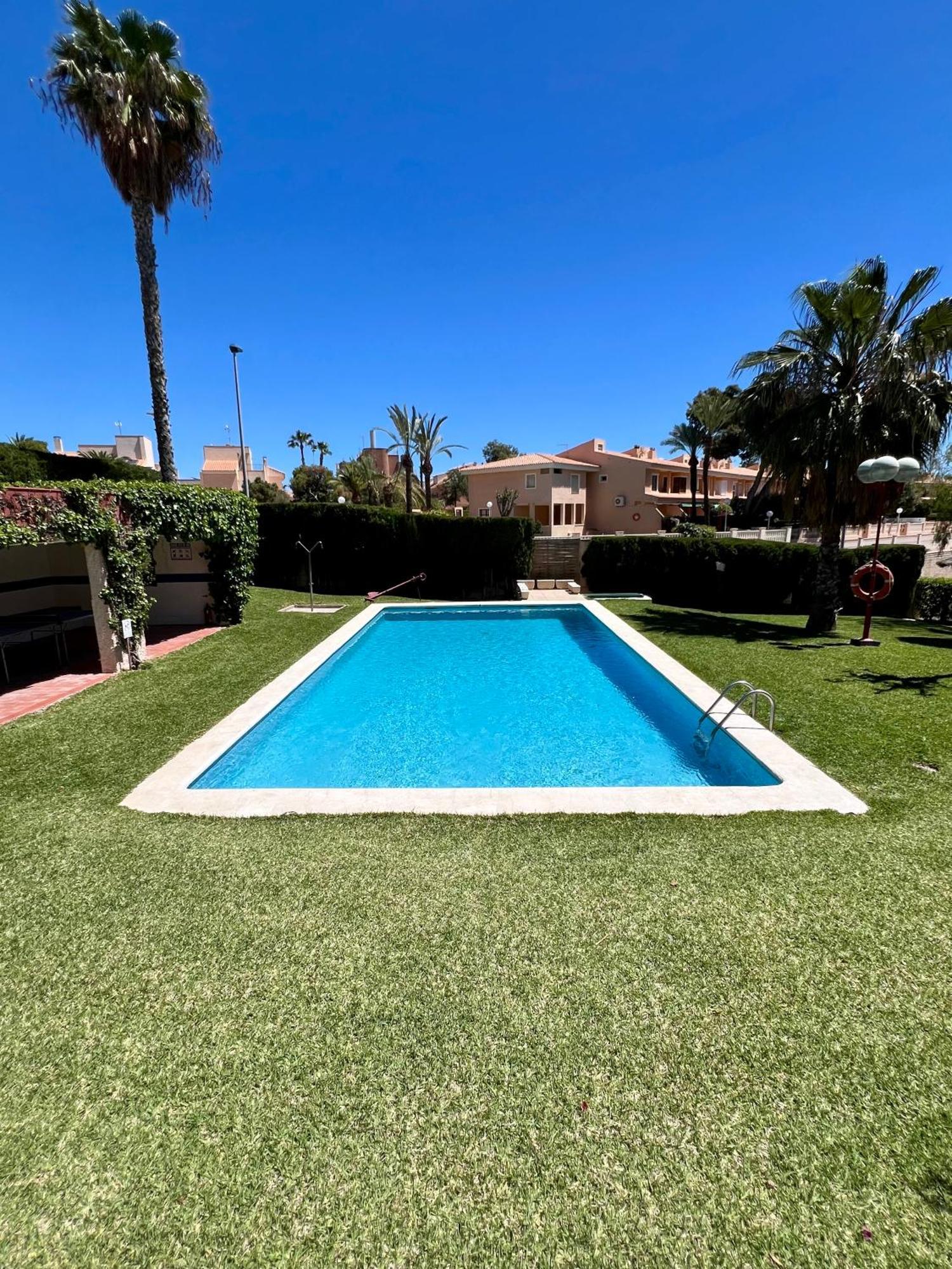 Beachside 4-Bedroom With Pool Alicante Eksteriør billede